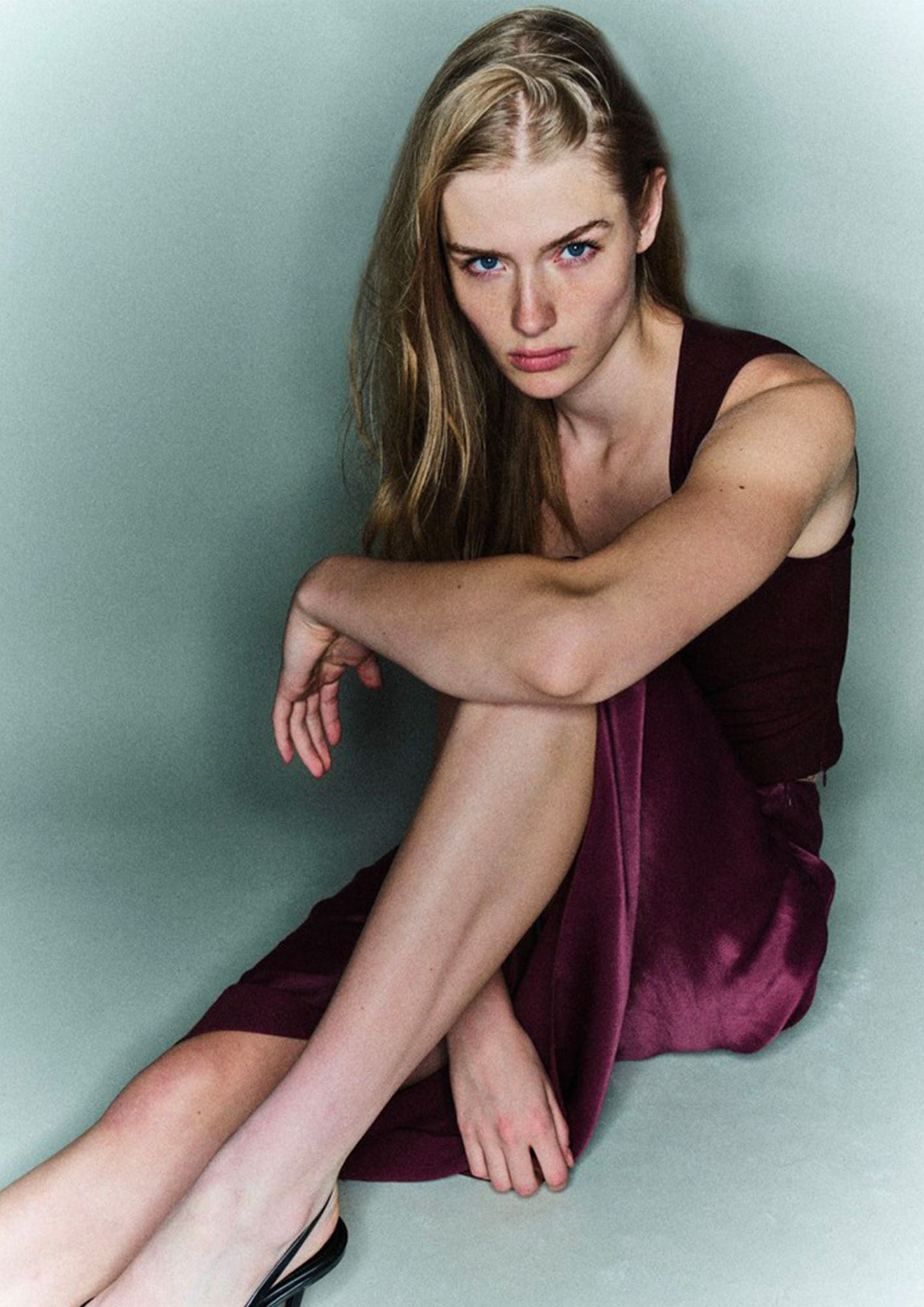 Hannah Mary — 0c9262f1-ab3d-4de3-a287-95f2d75f9ee0.jpg