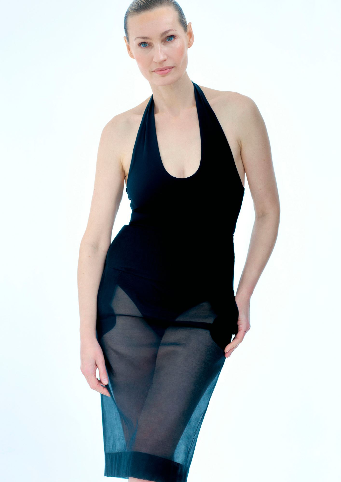 Viola Haqi — b2860932-c8d5-473f-97e0-068a3d681294.jpg