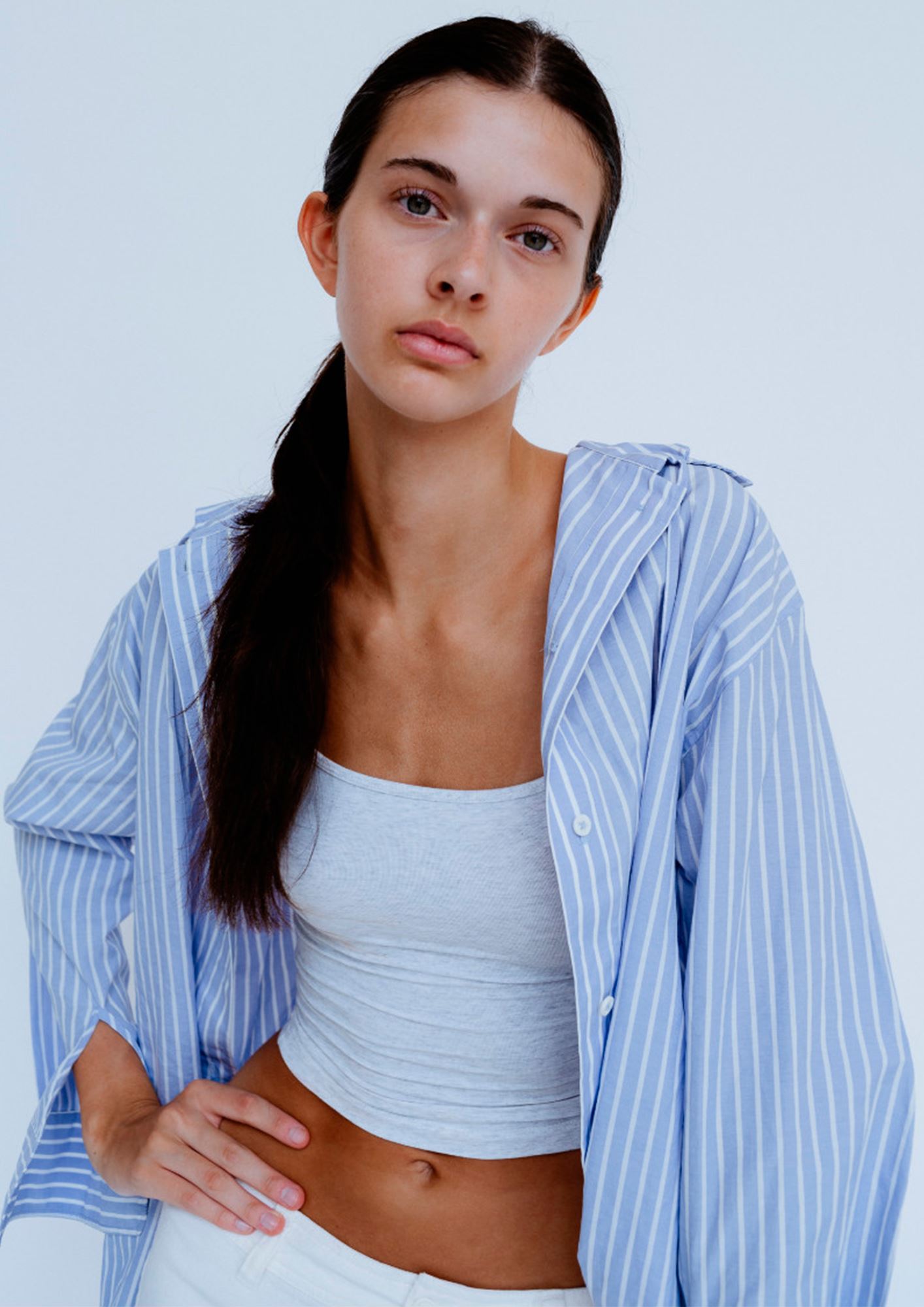 Nikki Arezzi — 125a03eb-7f4f-442b-9a1d-7df1ff84d365.jpg
