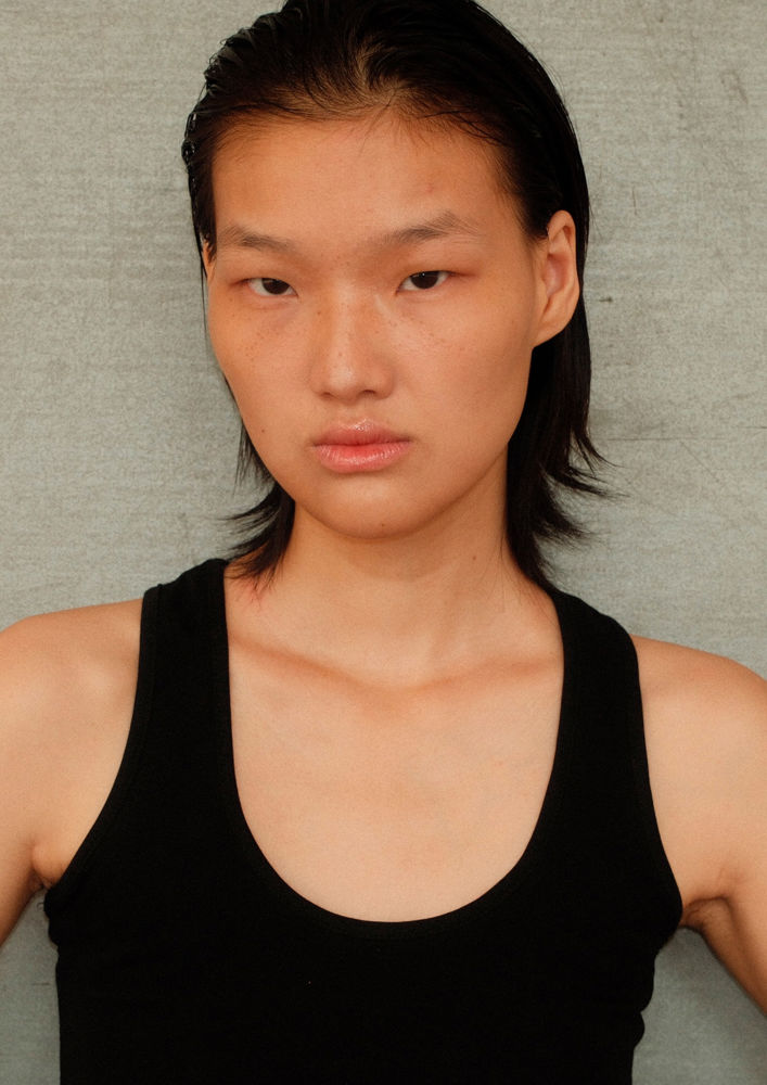 Xinting Zhang — Senza titolo-16