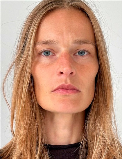 Charlotte Mumm