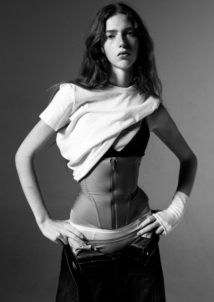 Emilia Bellfield — Senza titolo-23