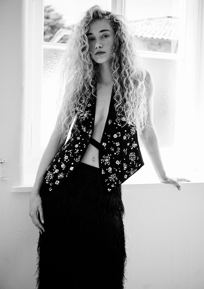 Lara Lochmanová — Senza titolo-31